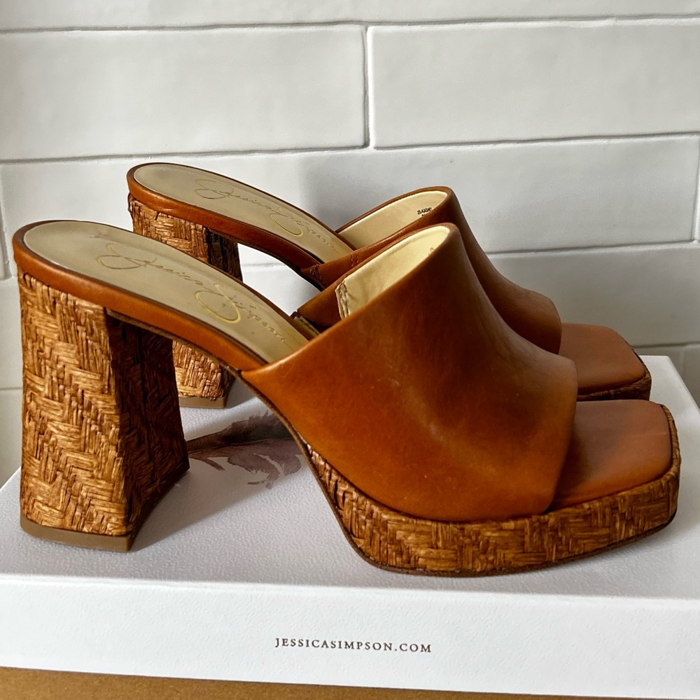 Jessica Simpson Brown Platform Mules